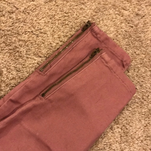 F21 Rose Cropped Jeans - Picture 2 of 2